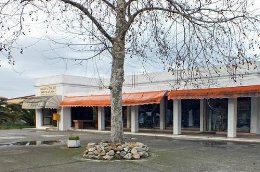 COMMERCIAL REAL ESTATE for Rent - NORTH CORFU